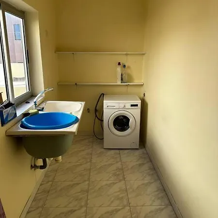 Casa Del Mare, 3bedroom House In Fishing Village مرسلوك